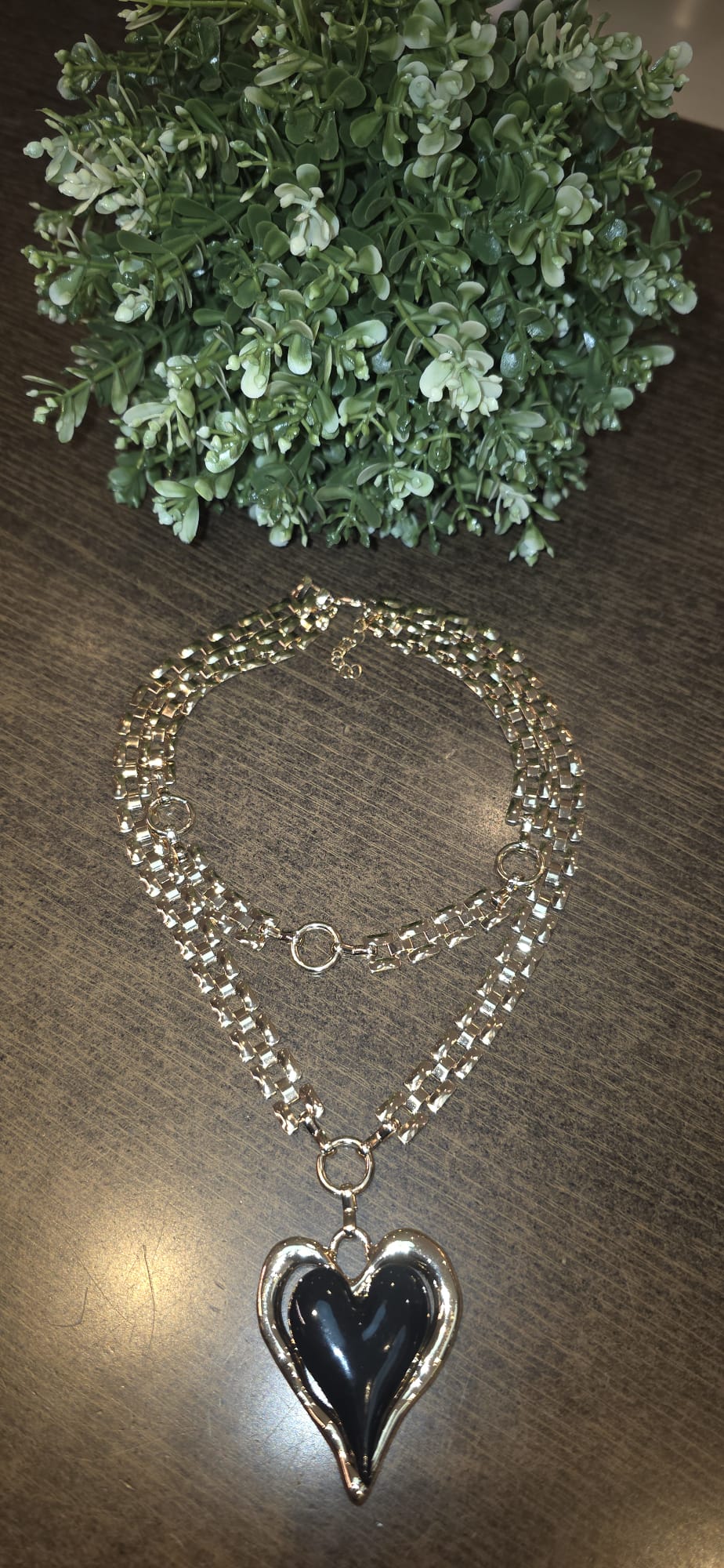 Collar Corazón negro